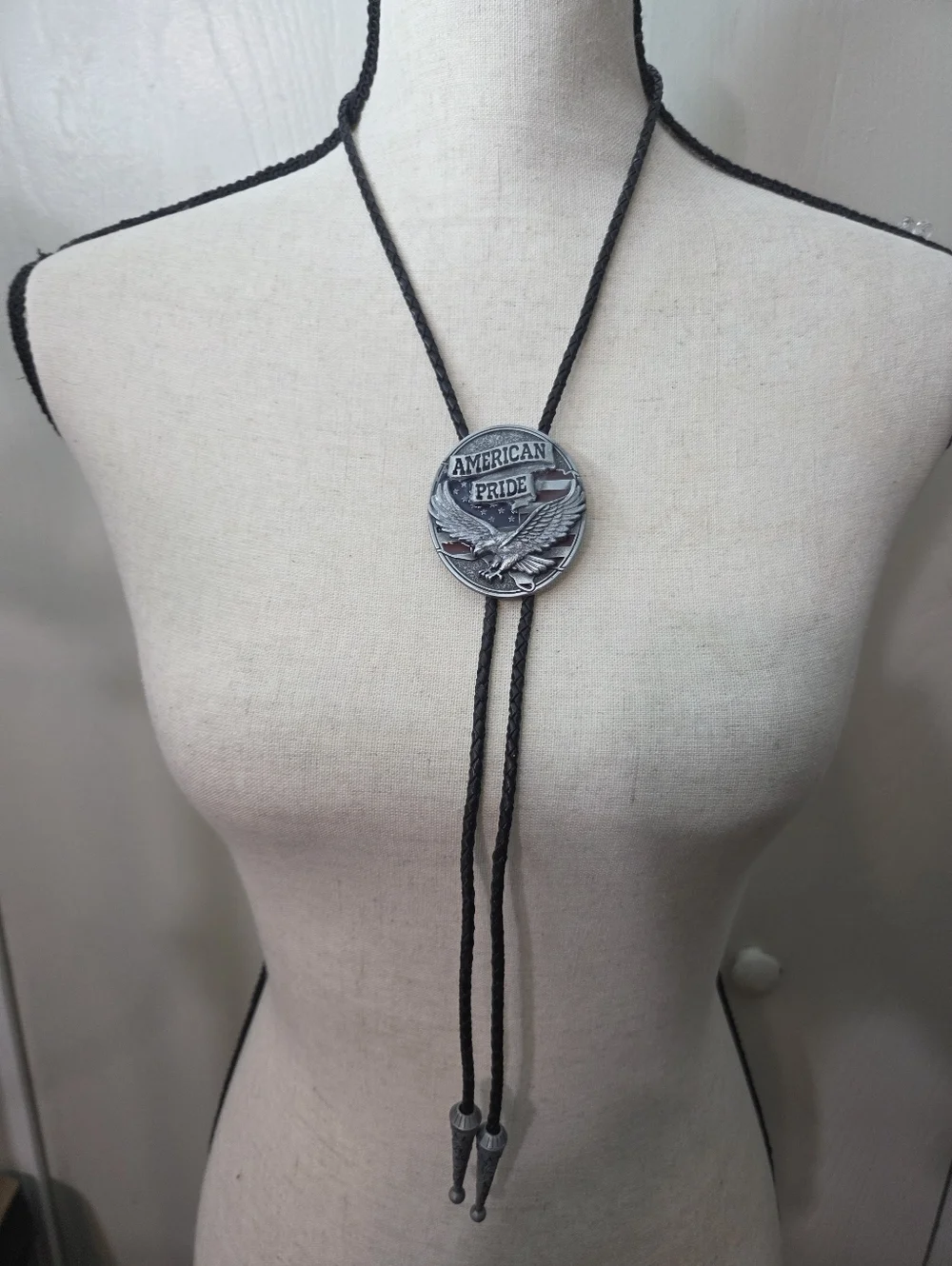 patriotic American Pride Silver Eagle Bolo Tie Black leather Cord 40in mens